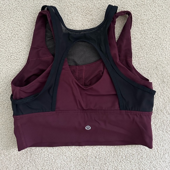 Lululemon high neck mesh sports bra - Picture 2 of 3